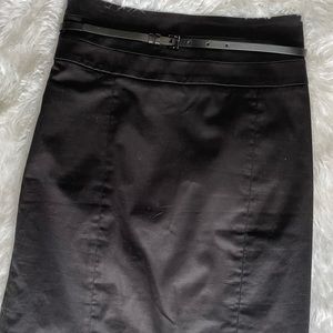 Black dressy pencil skirt w thin belt